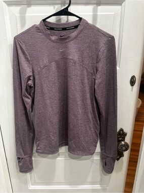 Nike, women’s Dri fit running long sleeve, size XS